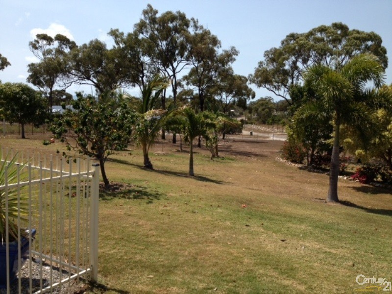 32 Brampton Drive, Bowen QLD 4805