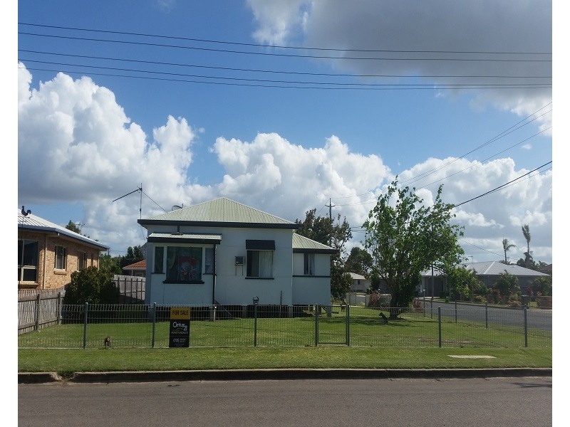 19 Murroona Street, Bowen QLD 4805