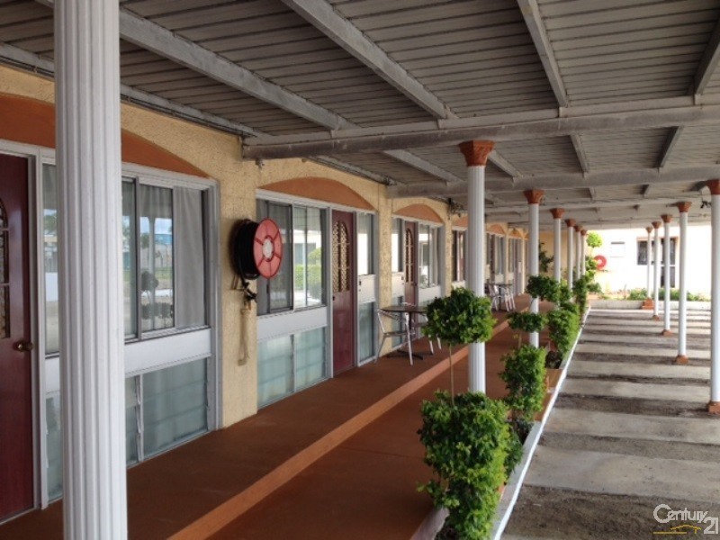 18-20 Richmond Road, Bowen QLD 4805