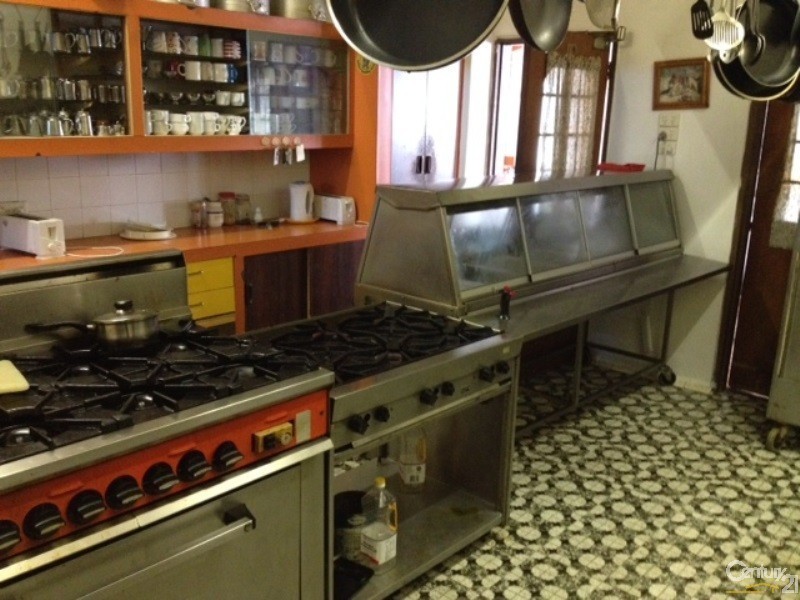 18-20 Richmond Road, Bowen QLD 4805