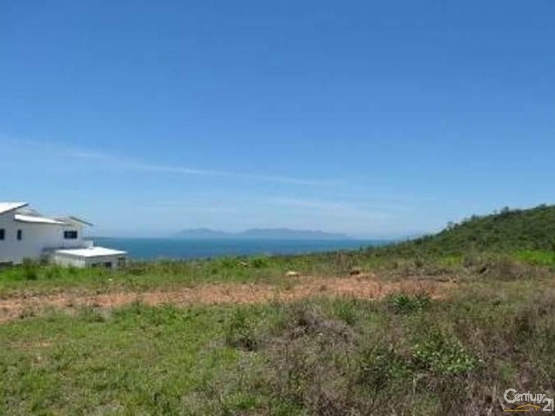 18 Harbour View Terrace, Bowen QLD 4805