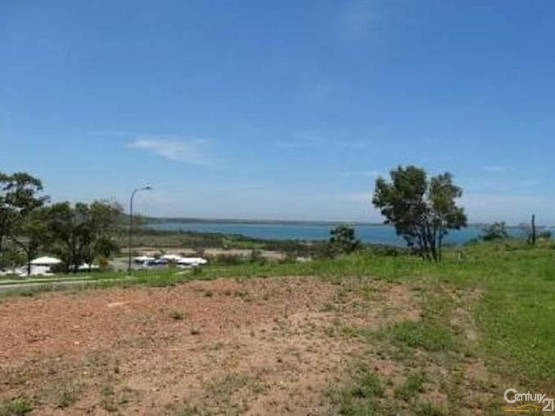 18 Harbour View Terrace, Bowen QLD 4805