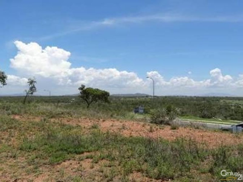 18 Harbour View Terrace, Bowen QLD 4805