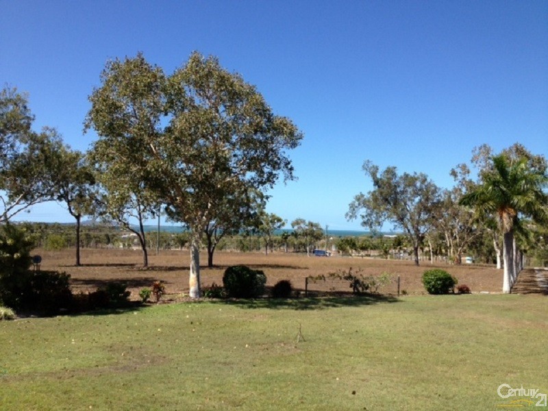 18059 Bruce Highway, Bowen QLD 4805