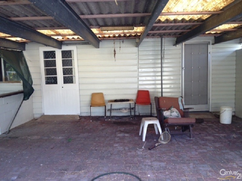 79 TOLLINGTON ROAD, Bowen QLD 4805