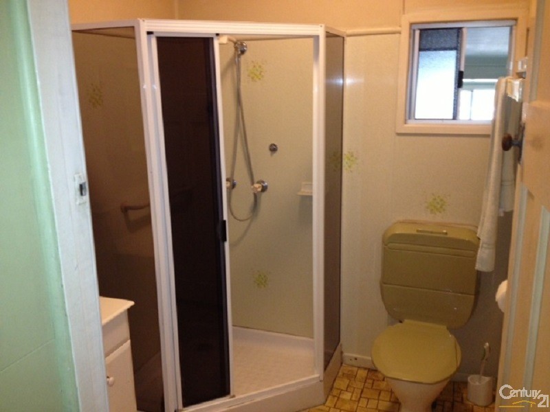 79 TOLLINGTON ROAD, Bowen QLD 4805