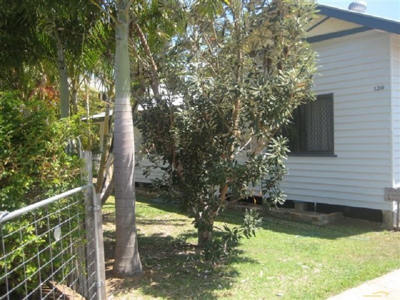 120 Herbert Street, Bowen QLD 4805
