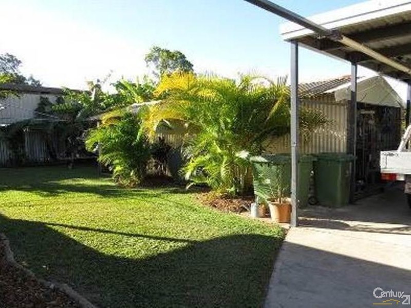 120 Herbert Street, Bowen QLD 4805