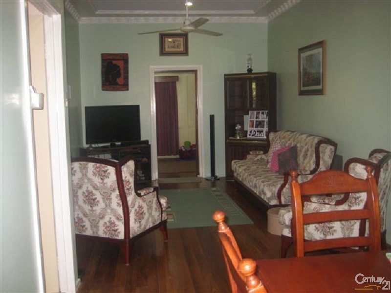120 Herbert Street, Bowen QLD 4805