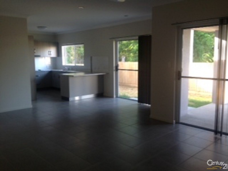 4 Eighth Close, Bowen QLD 4805