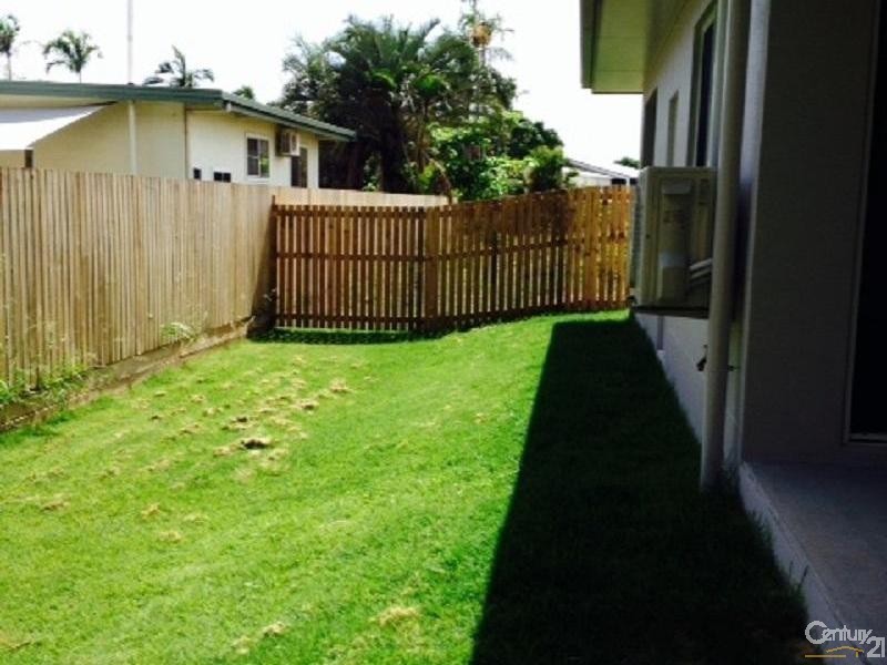 4 Eighth Close, Bowen QLD 4805