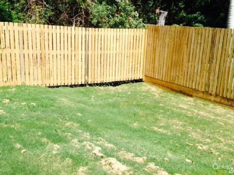 4 Eighth Close, Bowen QLD 4805