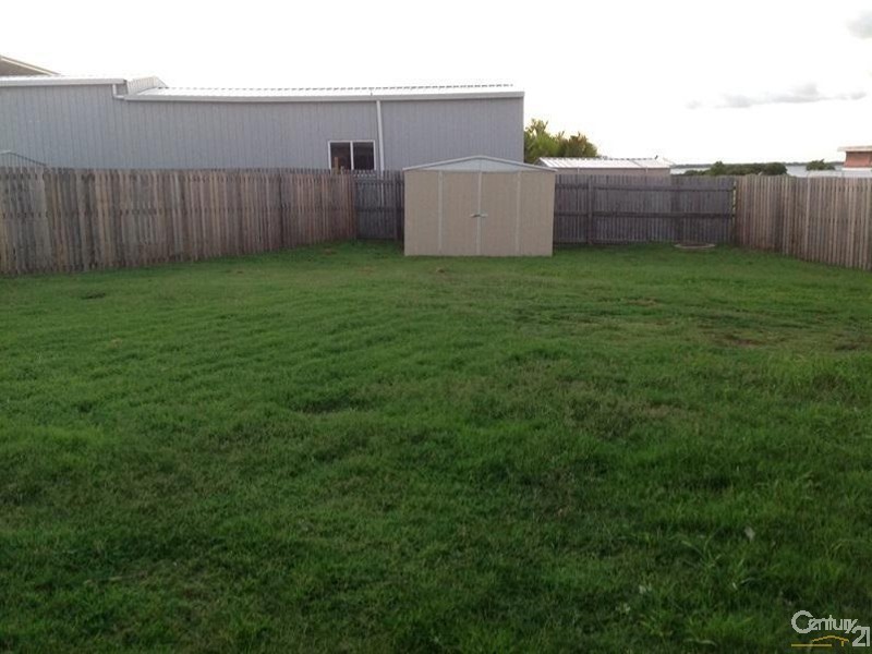 145 Oceanview Drive, Bowen QLD 4805