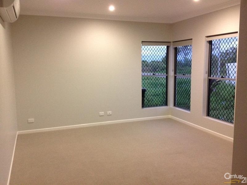 145 Oceanview Drive, Bowen QLD 4805