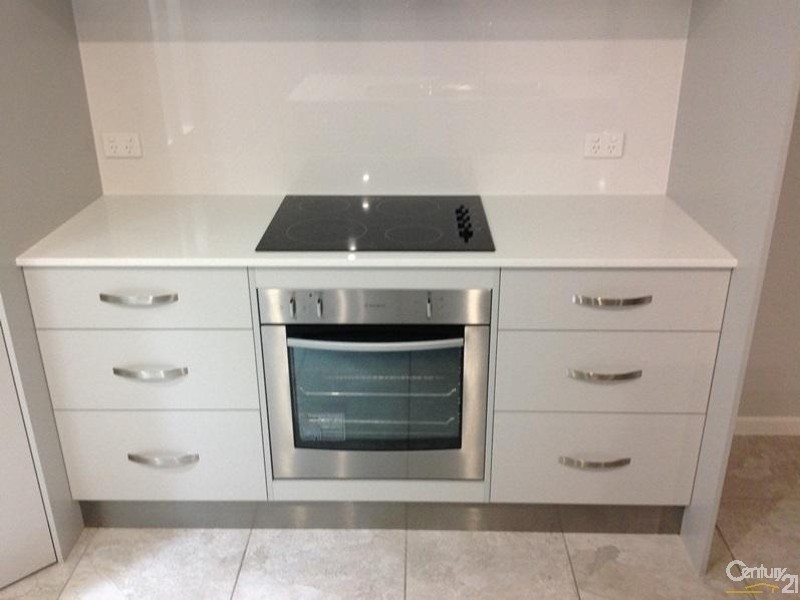 145 Oceanview Drive, Bowen QLD 4805