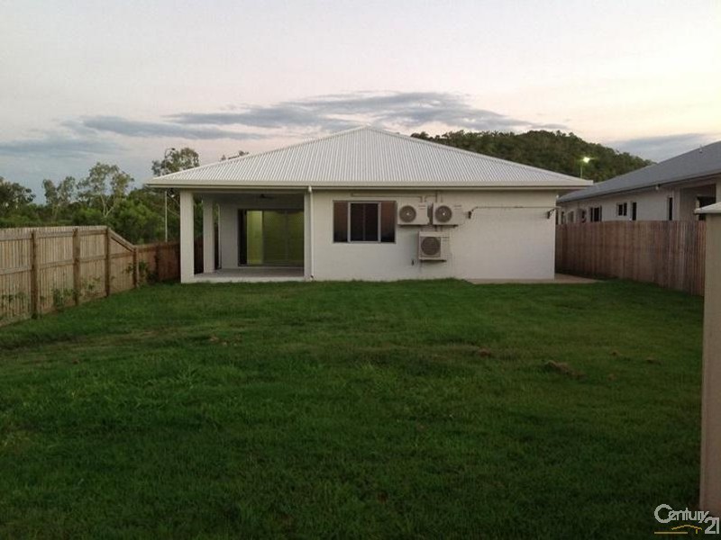 145 Oceanview Drive, Bowen QLD 4805