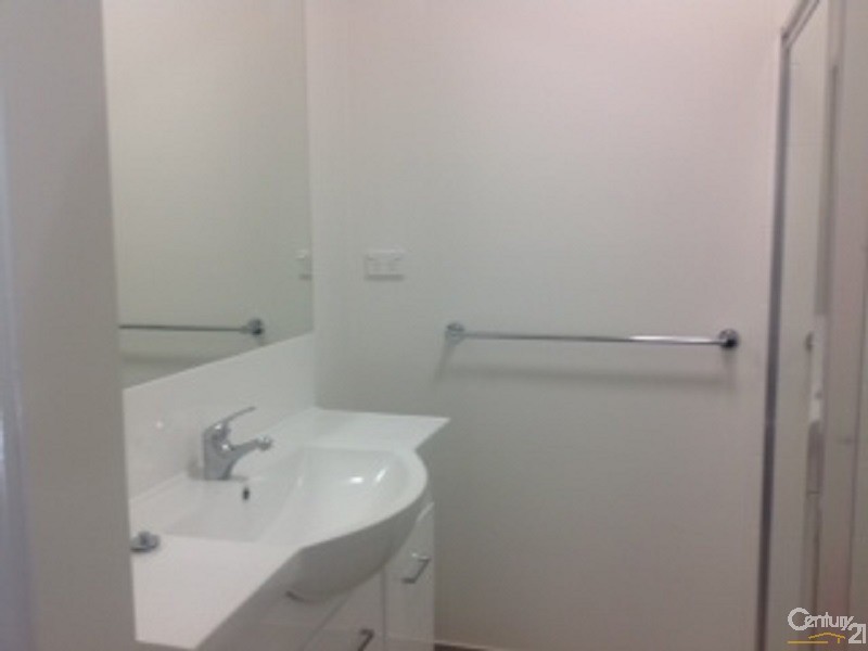 36 Seabreeze Crescent, Bowen QLD 4805