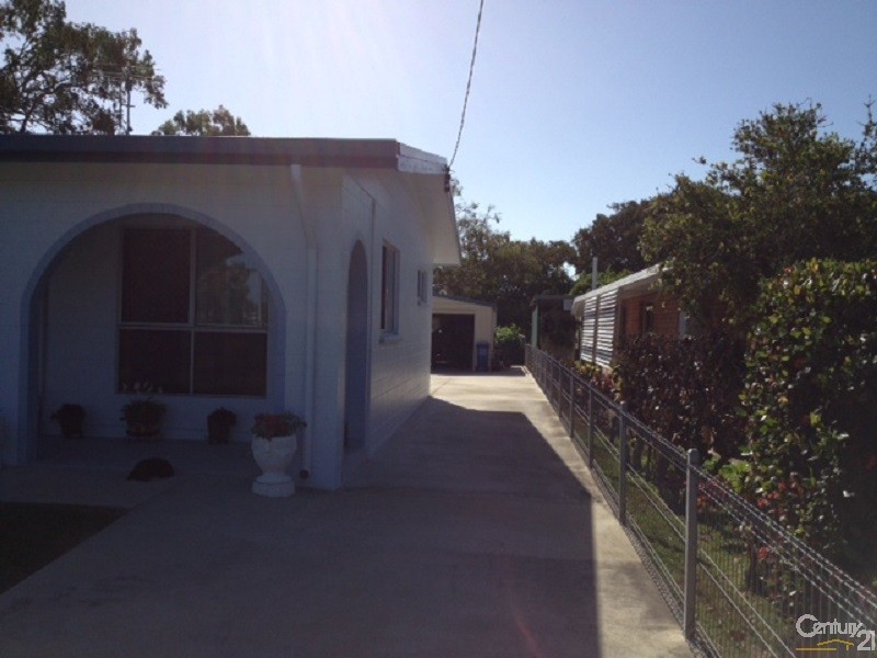175 Strickland Street, Bowen QLD 4805
