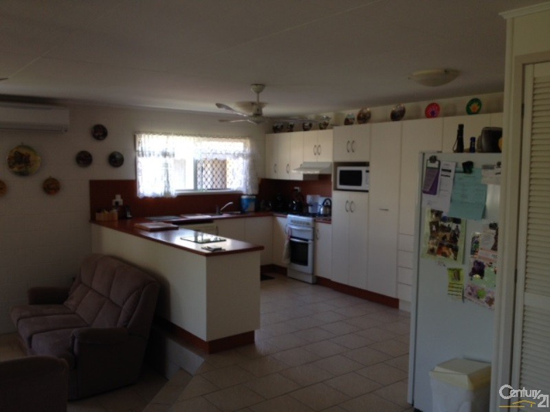175 Strickland Street, Bowen QLD 4805