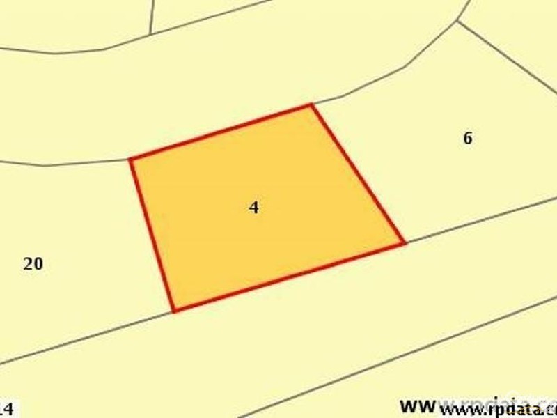 4 Wattle Crescent, Bowen QLD 4805