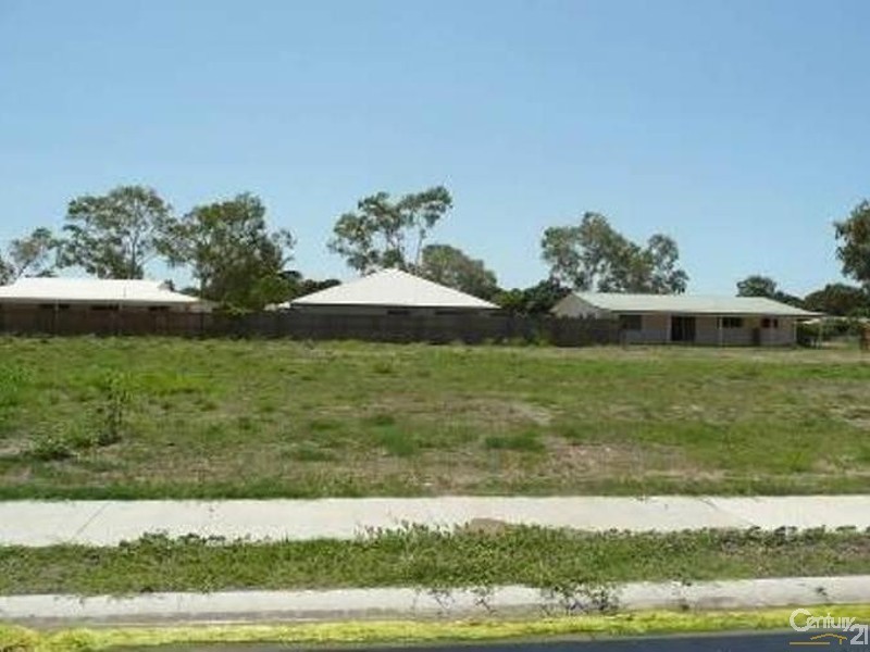 13 Wattle Crescent, Bowen QLD 4805