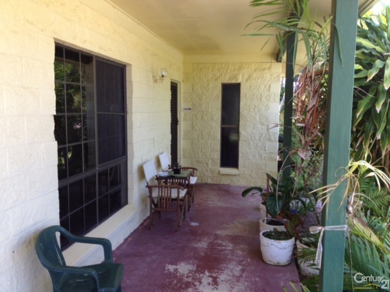 19 Field Street, Bowen QLD 4805