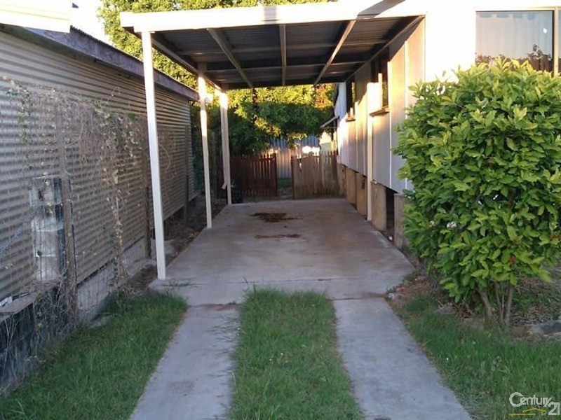 4 Korah Street, Bowen QLD 4805