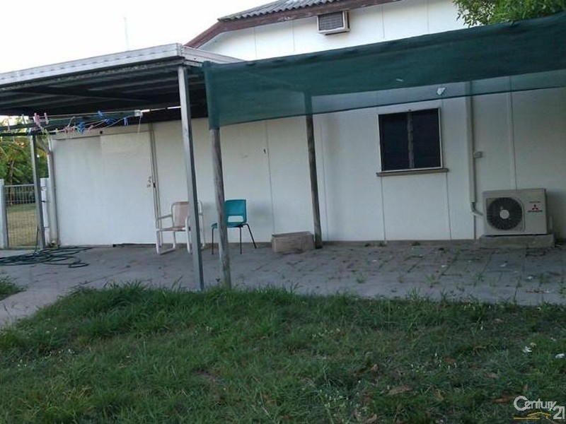 4 Korah Street, Bowen QLD 4805