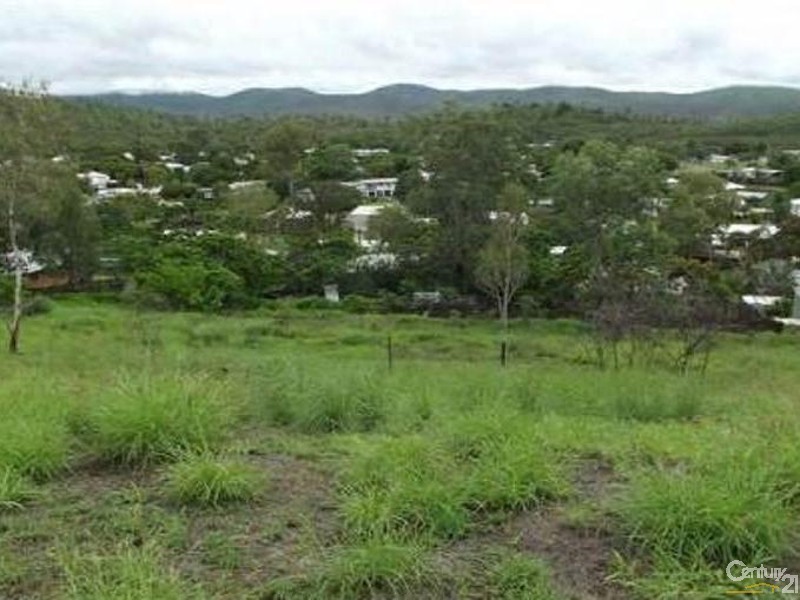 9 Ruff Court, Collinsville QLD 4804