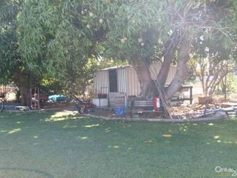 67 Golf Links Road, Bowen QLD 4805