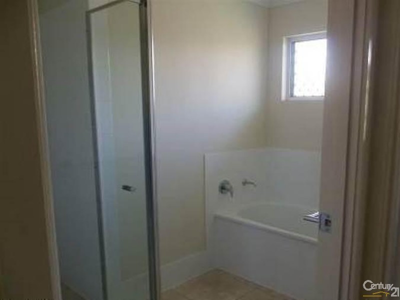 29 Sapphire Crescent, Bowen QLD 4805