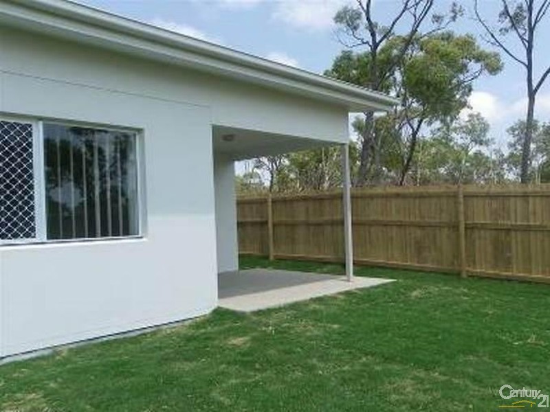 29 Sapphire Crescent, Bowen QLD 4805