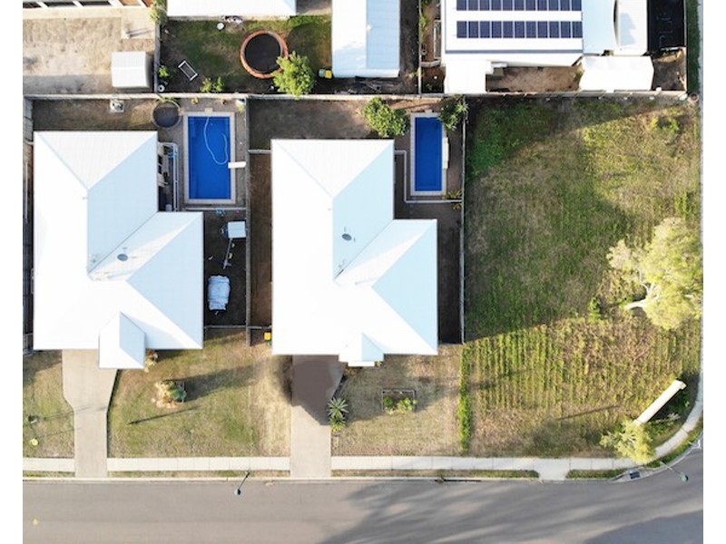 33 Nautilus Street, Bowen QLD 4805