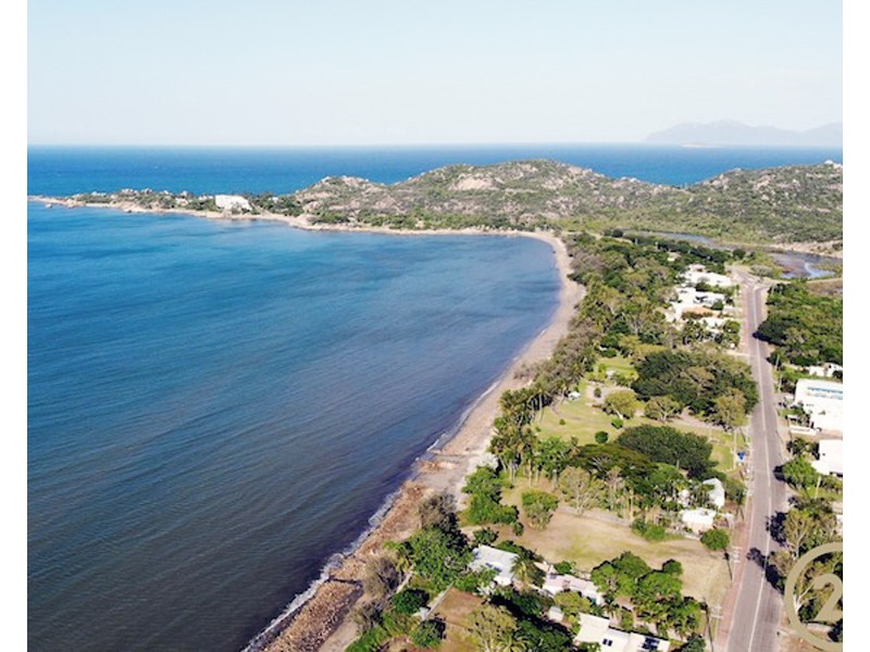 33 Nautilus Street, Bowen QLD 4805
