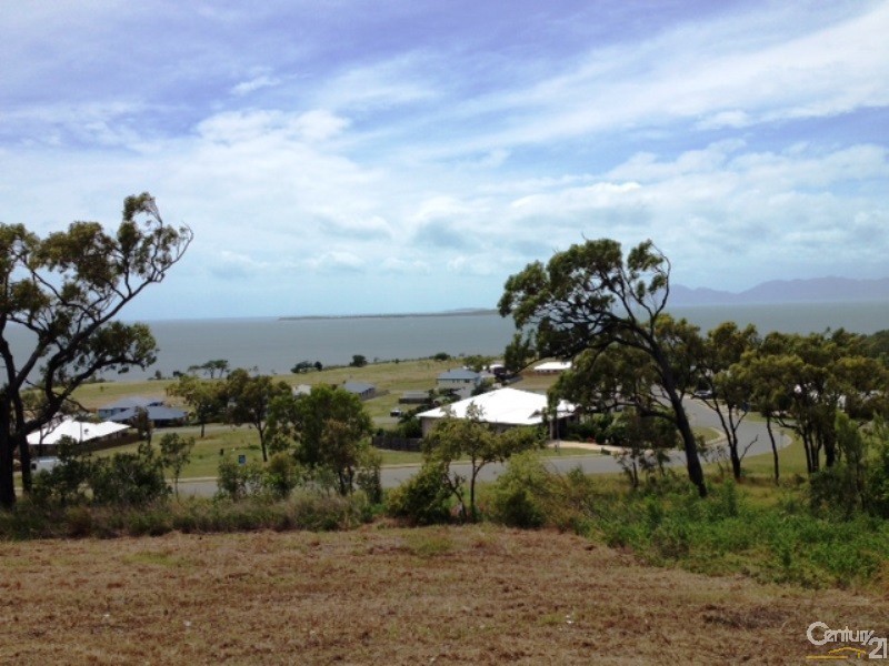 31 Grandview Terrace, Bowen QLD 4805