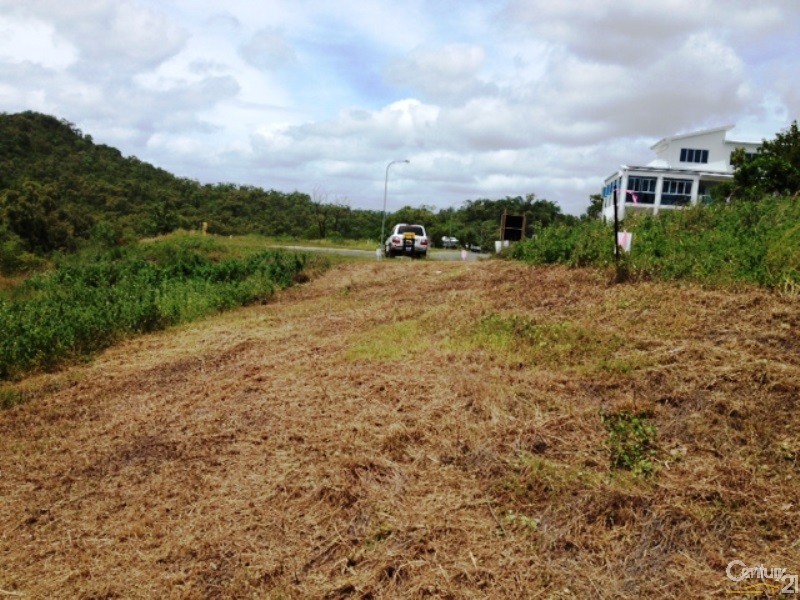 31 Grandview Terrace, Bowen QLD 4805