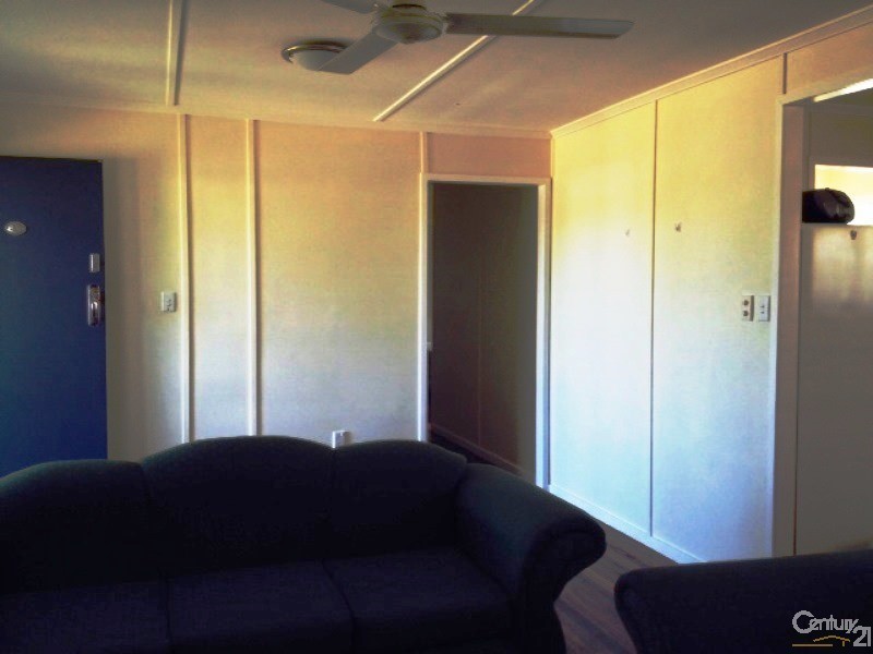 34 Macarthur Street, Collinsville QLD 4804