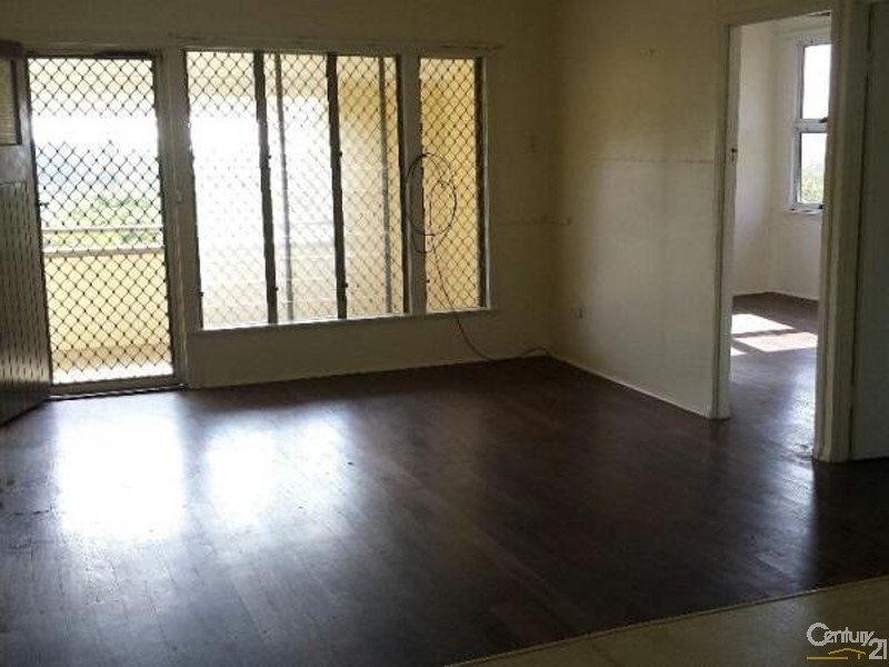 15 Mitchell Street, Bowen QLD 4805