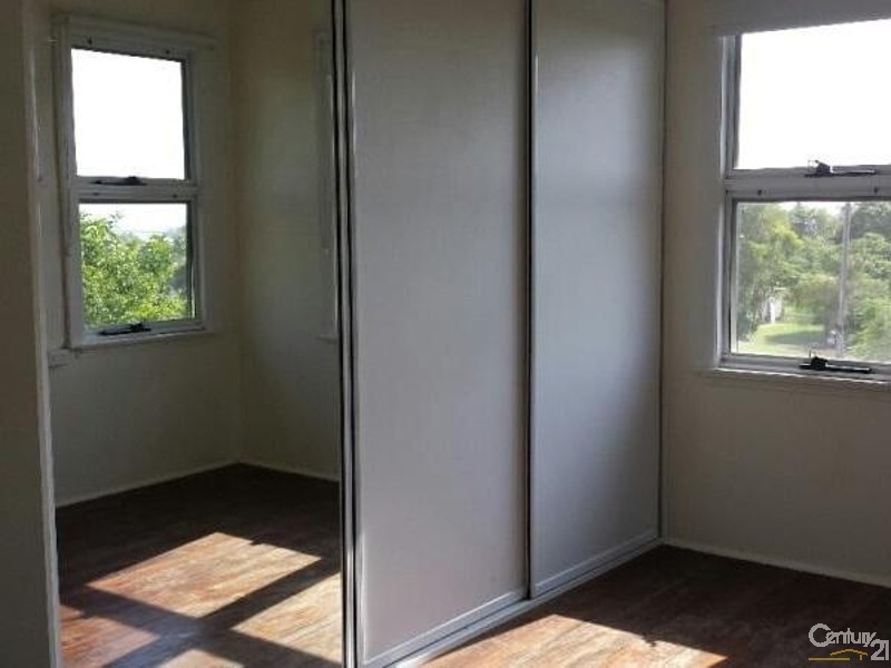 15 Mitchell Street, Bowen QLD 4805