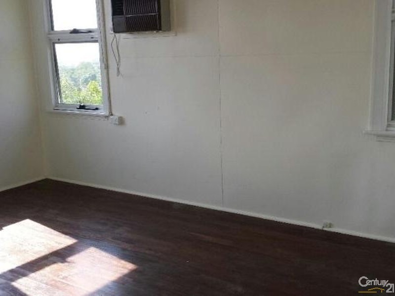 15 Mitchell Street, Bowen QLD 4805