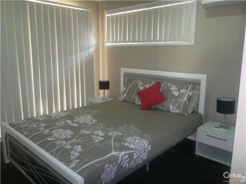 10 Gordon Street, Bowen QLD 4805