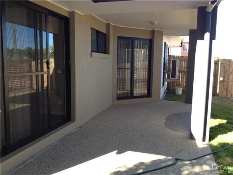 10 Gordon Street, Bowen QLD 4805