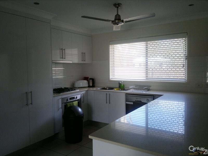 33 Nautilus Street, Bowen QLD 4805