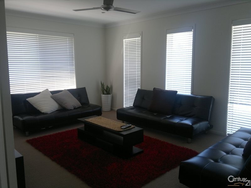 33 Nautilus Street, Bowen QLD 4805