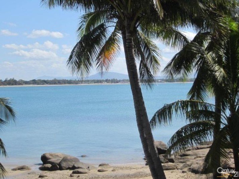 33 Nautilus Street, Bowen QLD 4805