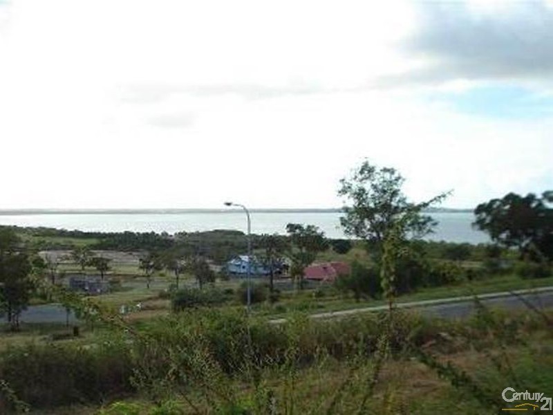 22 Seacove Crescent, Bowen QLD 4805