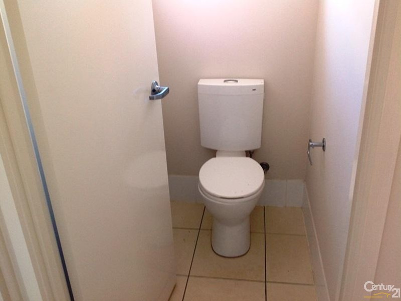 1 Crofton Street, Bowen QLD 4805