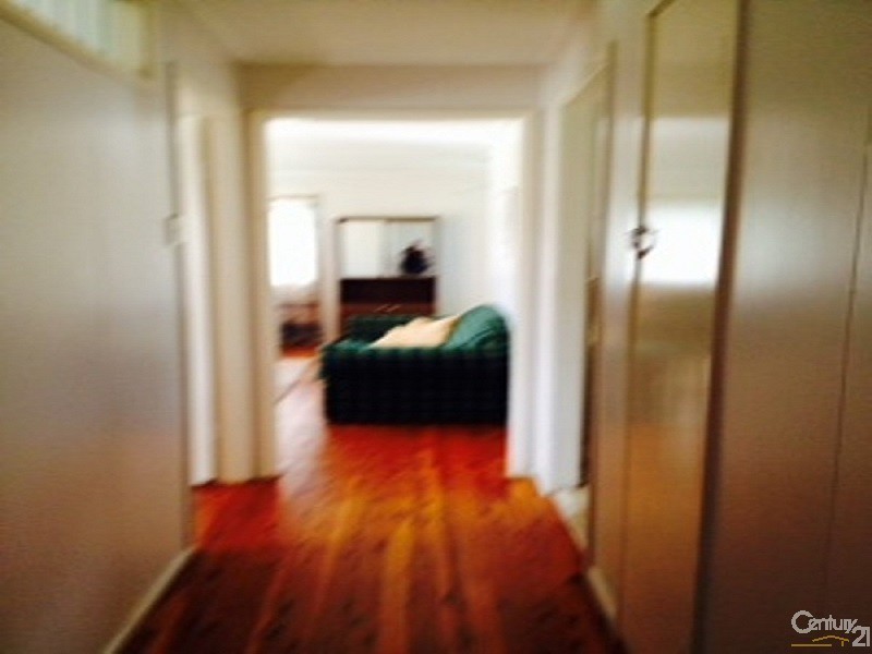 25 Scartwater Street, Collinsville QLD 4804