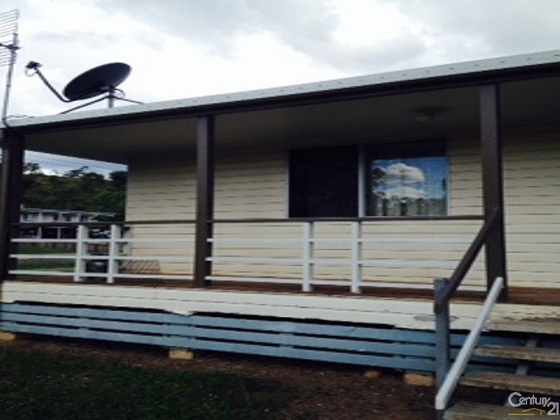 25 Scartwater Street, Collinsville QLD 4804