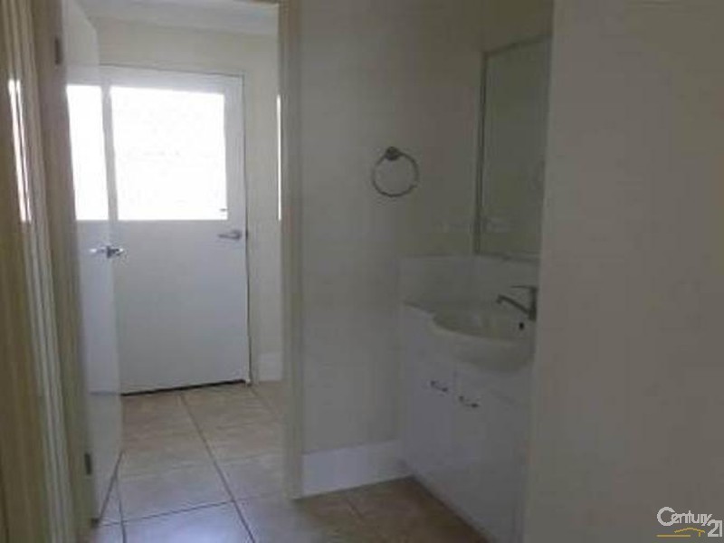 29 Sapphire Crescent, Bowen QLD 4805